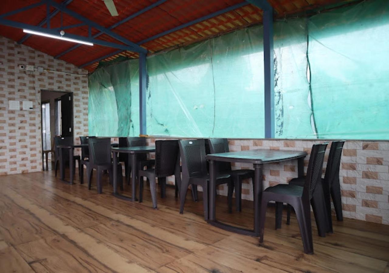 Sea King Beach Resort Ganpatipule Dış mekan fotoğraf