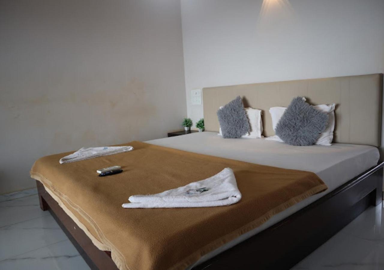 Sea King Beach Resort Ganpatipule Dış mekan fotoğraf