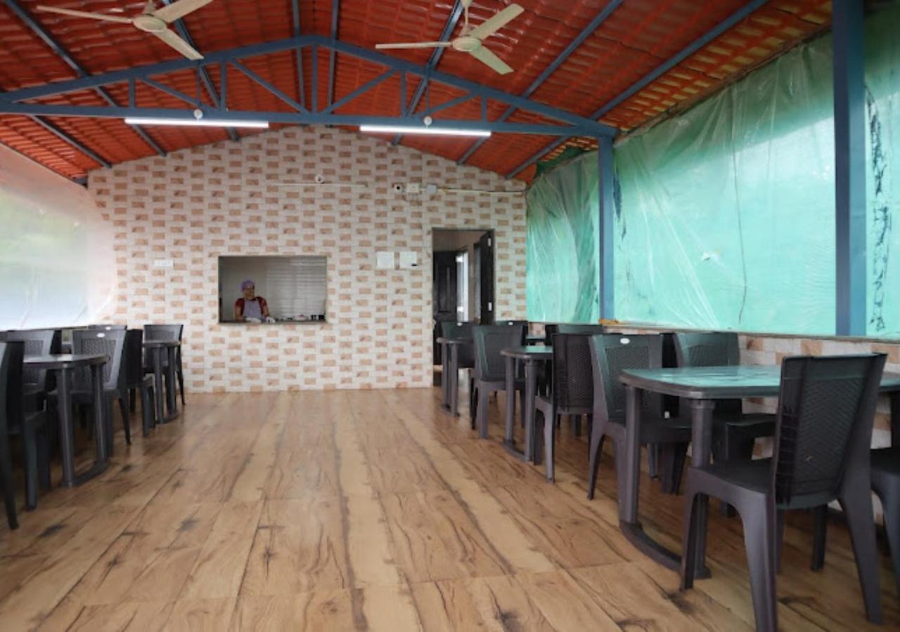 Sea King Beach Resort Ganpatipule Dış mekan fotoğraf
